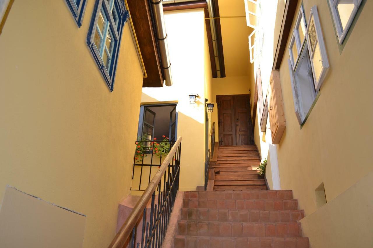 Casa Augustus Apartman Segesvár Kültér fotó