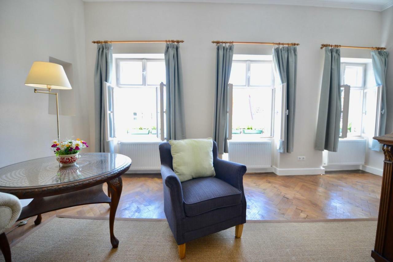 Casa Augustus Apartman Segesvár Kültér fotó